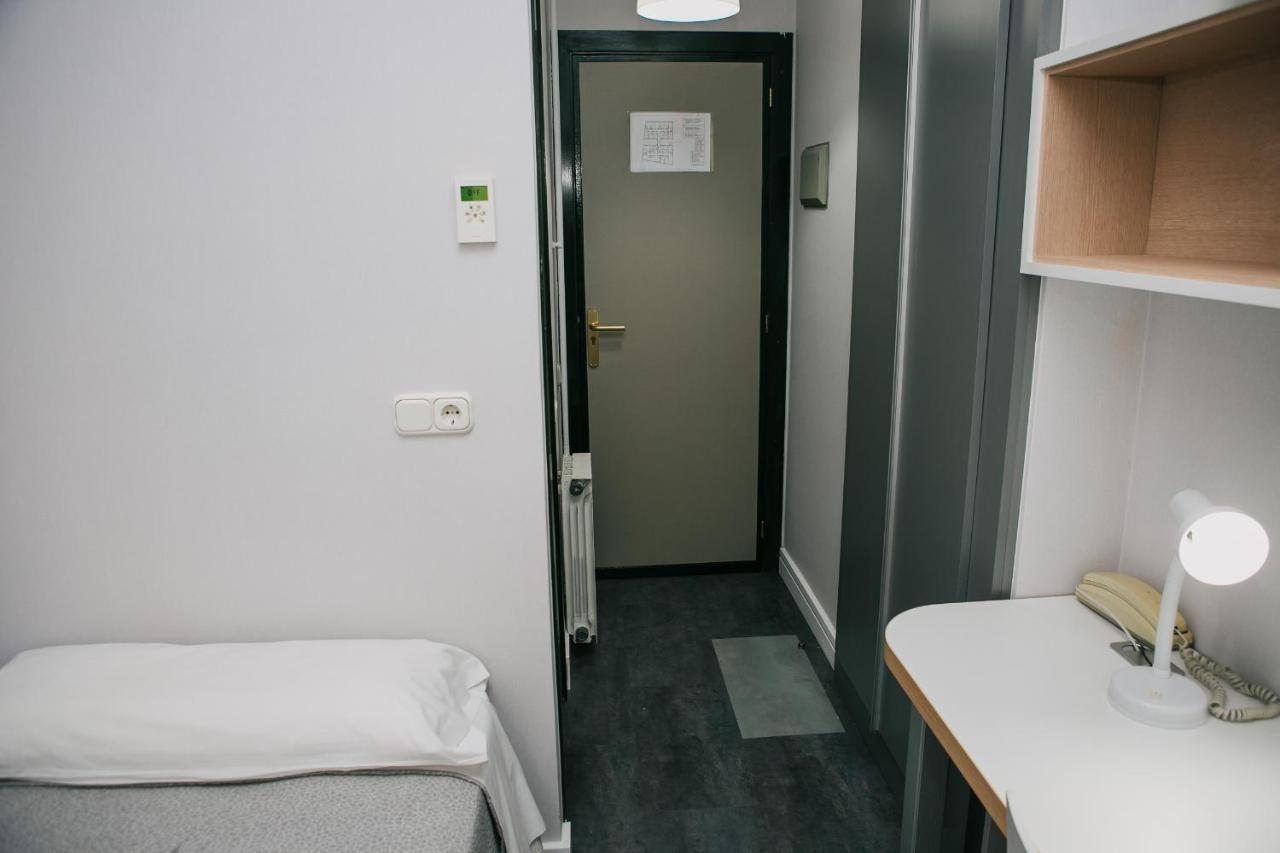 Residencia Universitaria Tagaste Βαρκελώνη Εξωτερικό φωτογραφία